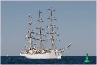 Vollschiff Dar Mlodziezy